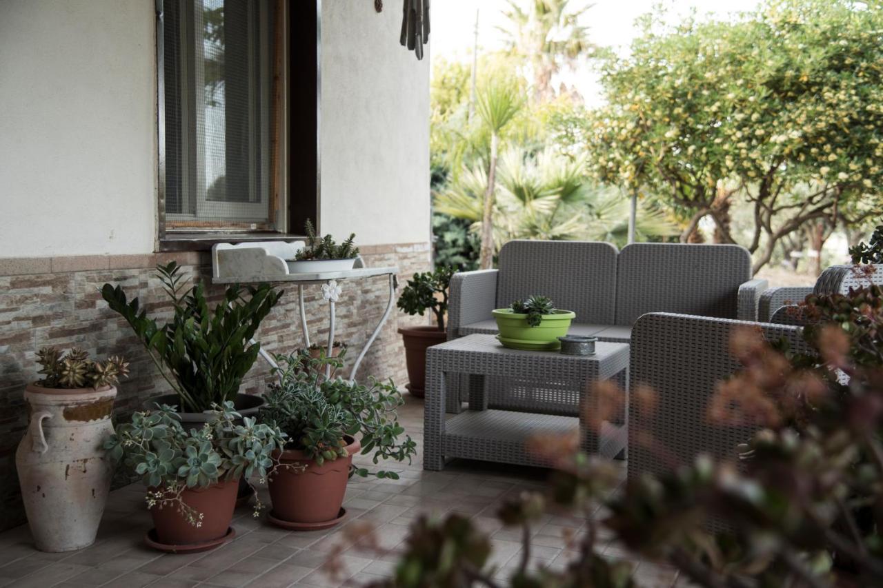 Poggio Vento Country House Guest House Naro Exterior photo