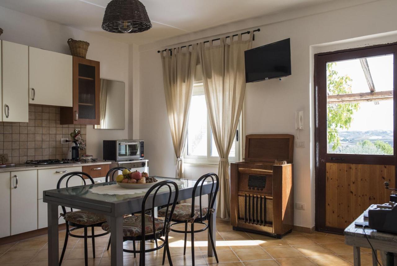 Poggio Vento Country House Guest House Naro Exterior photo